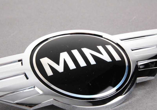 Emblema delantero OEM 51147026184 para MINI R50, R52, R53 (2000-2008). Original MINI.