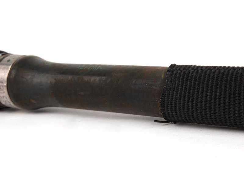 Tubo de retorno OEM 17127508014 para BMW E65, E66. Original BMW.
