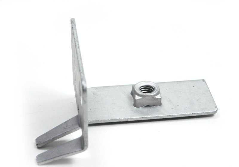 Soporte de radiador OEM 17221705841 para BMW E46, E85. Original BMW.
