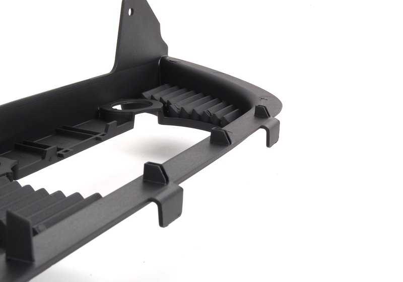 Grade decorativa preta OEM 51718266826 para BMW E46. Peça original da BMW.