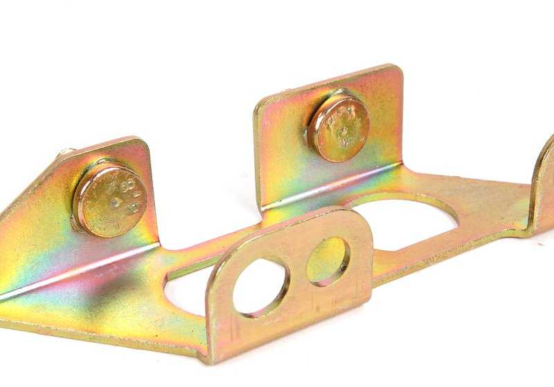 Soporte derecho OEM 12141727499 para BMW E30 y E34. Pieza original BMW para fijación de centralitas u otros componentes electrónicos.