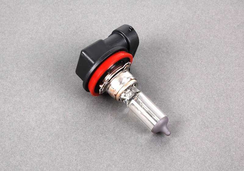 Longlife H11 55W bulb for BMW E81, E82, E87, E88, F22, F23, E46, E90, E91, E92, E93, F07, F10, F11, F18, E63N, E64N, I01, E84, E83, F25, E53, E70, F15, F85, E71, F86, E85, E86, K25, R50, R52, R53 (OEM 63217160784). Genuine BMW.