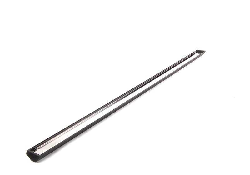 Moldura lateral puerta delantera derecha negra OEM 51131969202 para BMW Serie 7 E32. Pieza original BMW, reemplazo perfecto para moldura dañada o desgastada.