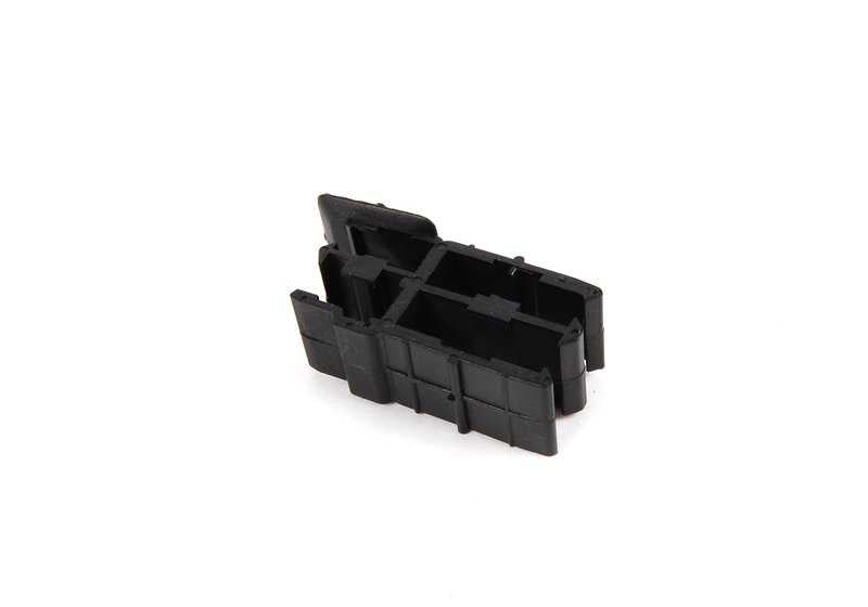 Soporte de conexión negra OEM 61138372289 para BMW Series 1 (E87, E88, F20, F21), Series 3 (E36, E46, E90, E91, E92, E93), Series 5 (E39), Series 7 (E38, E65, E66), X1 (E84), X3 (E83, F25), X5 (E53), Z3, Z4 (E89), y Z8 (E52). Original BMW.