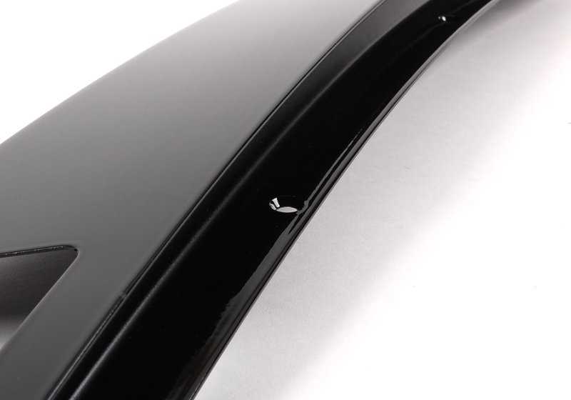 Moldura marco ventanilla puerta trasera izquierda OEM 51342695289 para BMW E46. Color negro brillante. Original BMW.