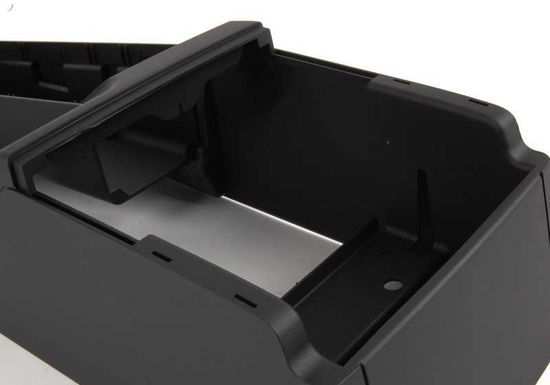 Consola apoyabrazos central OEM 51168218305 para BMW Serie 3 E46 (1997-2006). Color negro. Original BMW.