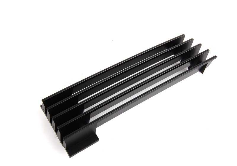 Rejilla de entrada de aire derecha OEM 51131940908 para BMW E31. Original BMW.