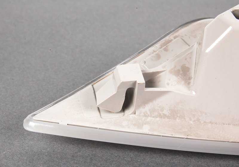 Côté gauche intermittent OEM 63137191759 pour BMW E89. BMW d'origine.