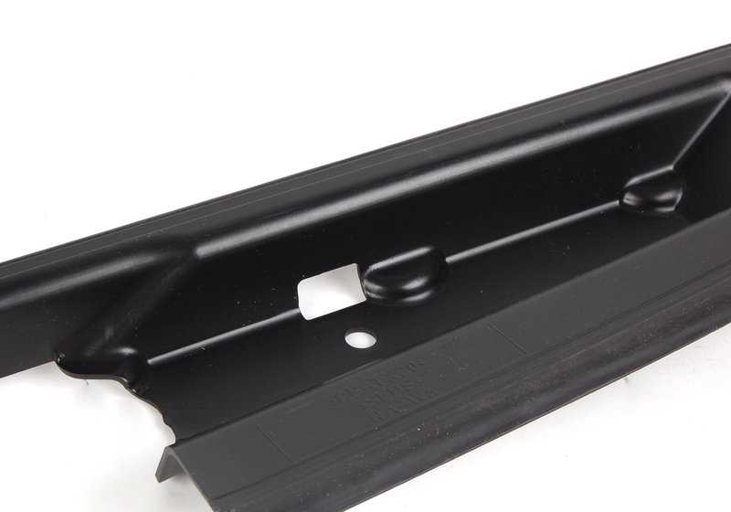 Oeme Higher Air Guide 51717050650 für BMW E60, E61. Original BMW.