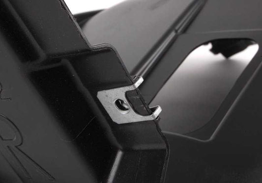 Cubierta paso de rueda inferior derecha OEM 51717154416 para BMW E92 y E93. Original BMW.