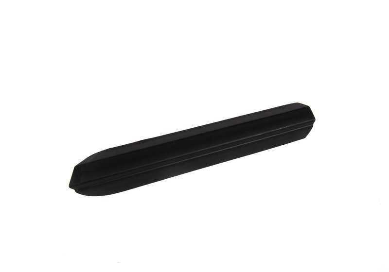 Listón de parachoques delantero derecho OEM 51131953928 para BMW Serie 3 E30. Original BMW.