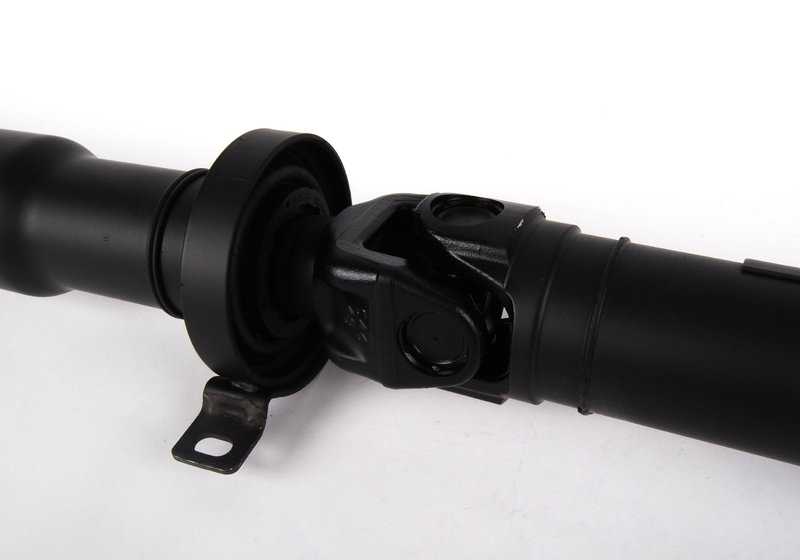 Asse di trasmissione posteriore (1325 mm) OEM 26107549305 per BMW X5 E53 3.0D e 3.0i (Allrad). Compatibile con scatole manuali e automatiche. BMW originale.