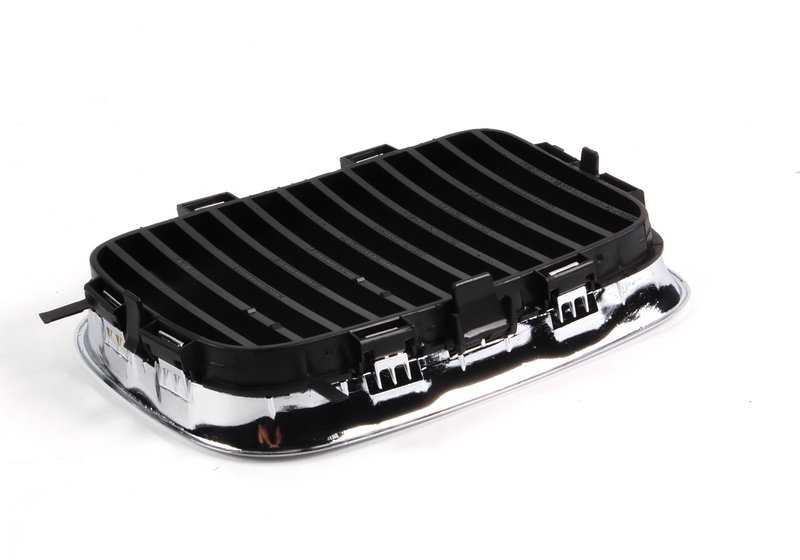 Rejilla de adorno izquierda OEM 51138122237 para BMW E36: 316g, 316i, 318i, 318is, 320i, 323i, 328i. Original BMW.