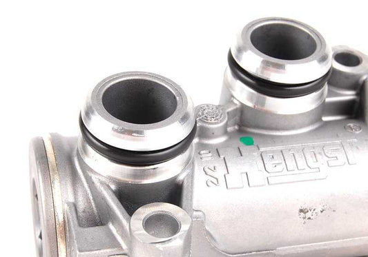 Connector with Thermostat for BMW 5 Series E60, E61, 6 Series E63, E64, 7 Series E65, E66, X5 E53 (OEM 11427520214). Genuine BMW