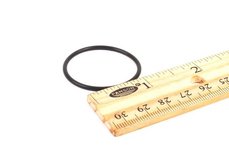 Junta tórica OEM 13517528408 para BMW {E82, E88, F20, F21, F22, F23, F87, E92, E93, F30, F31, F34, F35, F80, F32, F33, F36, F82, F83, F07, F10, F11, F18, F06, F12, F13, E65, E66, F01, F02, F04, G12, E84, F25, F26, E70, F15, E71, E72, F16} y MINI {R5