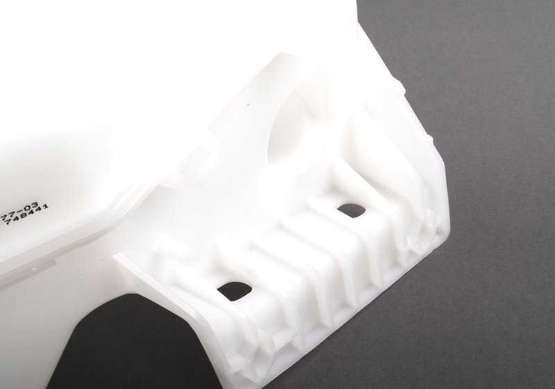 Depósito lavaparabrisas faros OEM 61677895577 para BMW E46. Recambio original BMW.