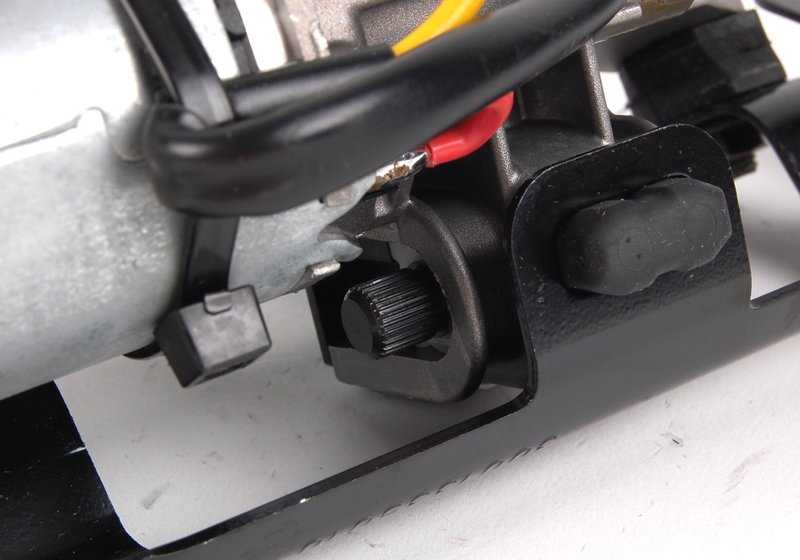 Mecanismo cierre techo eléctrico OEM 54347043869 para BMW Z4 E85. Original BMW.