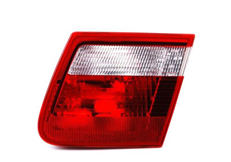 Piloto trasero derecho del portón OEM 63218368760 para BMW E46 {316i, 318d} compatibles. Original BMW.