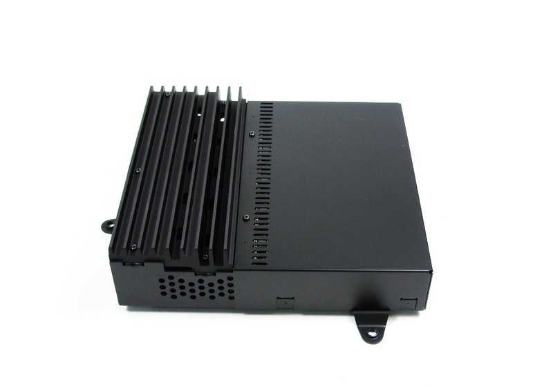 HIFI -Systemverstärker für BMW X5 E53 (OEM 65128379376). Original BMW