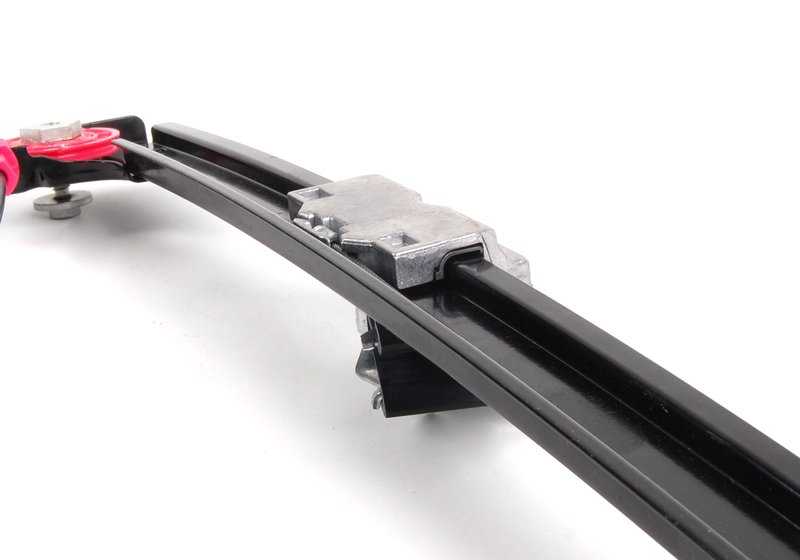 Elevalunas eléctrico delantero derecho OEM 51338125202 para BMW Serie 7 {E38 725tds, 728i} (todos los modelos y variantes entre 1995-2001). Recambio original BMW.
