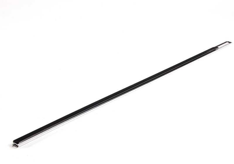 Cubierta pozo exterior izquierda OEM 51338194711 para BMW Serie 3 E46 (1998-2004). Original BMW.