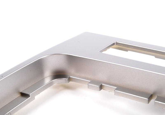 Console centrale del suolo OEM 51167052067 per BMW E46 {316CI, 316Ti} con N40, N42, N43, N45, N46, cambiamento manuale o automatico. BMW originale.