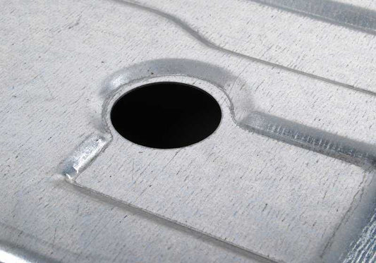 Protector térmico OEM 51481945429 para BMW E30. Original BMW.