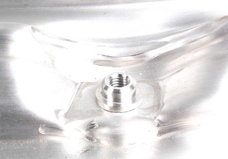 Cross Cross pour la série BMW 3 E46 (OEM 51118195300). BMW d'origine.