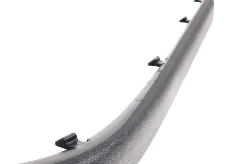 Moldura paragolpes trasero izquierdo OEM 51122498501 para BMW E39 520d, 520i. Original BMW.