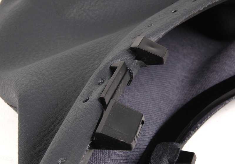 Cubierta palanca freno mano (color negro Panther) OEM 34421171195 para MINI R50, R52, R53. Original MINI. Ideal para renovar el aspecto interior del coche fácilmente.