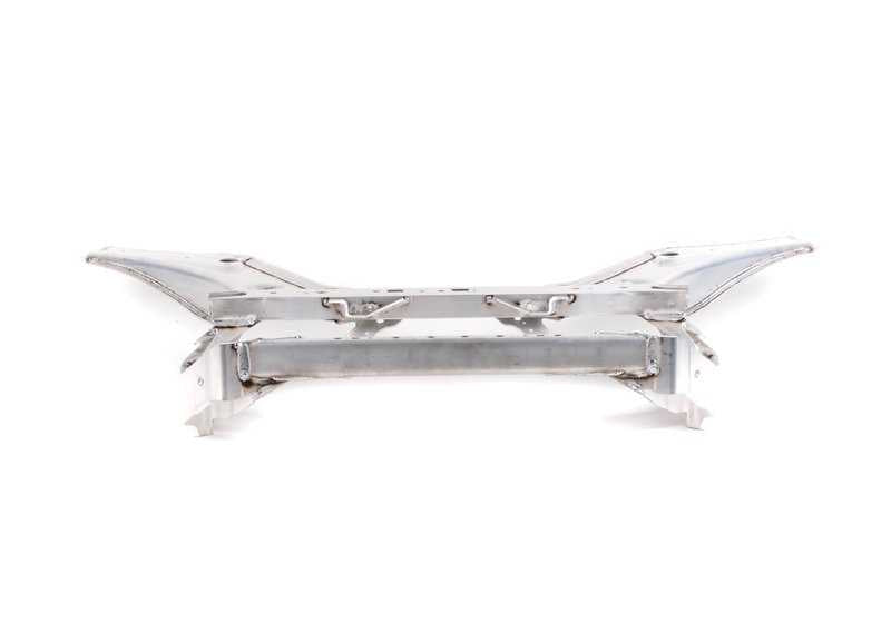 Subchasis delantero OEM 31112283440 para BMW E90, E92, E93. Original BMW.