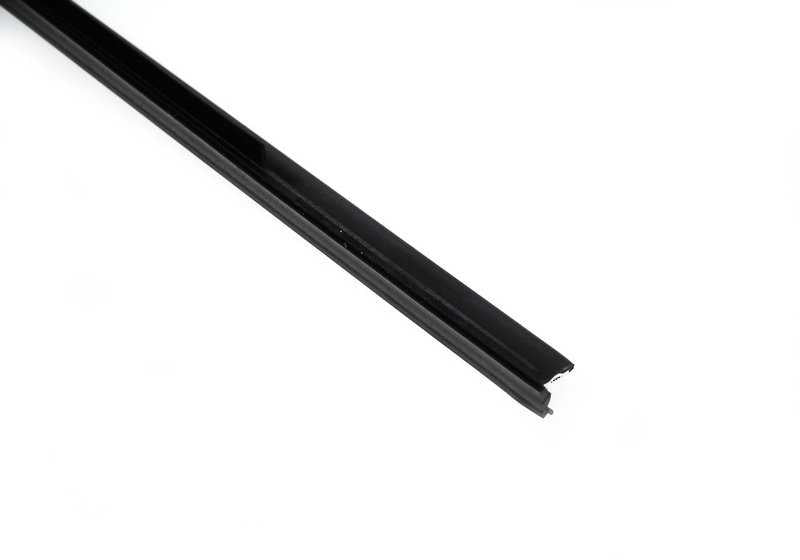 Sellado de la ranura de la ventana exterior derecha para BMW Serie 3 E30 (OEM 51361933752). Original BMW