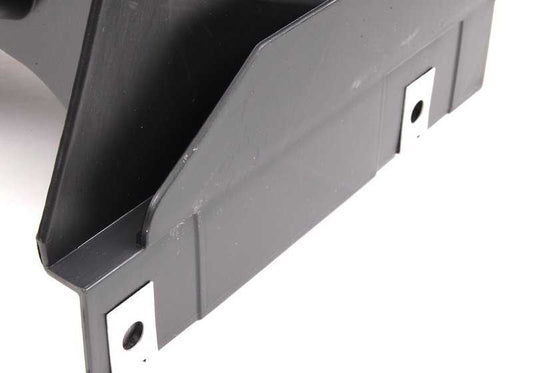 O ar do freio dianteiro direito pode 51717121616 para BMW E53 (x5). BMW original.