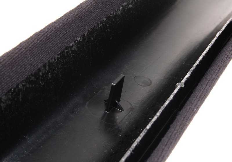 Tapa cubre limpiaparabrisas izquierda OEM 51432251801 para BMW E36. Original BMW.