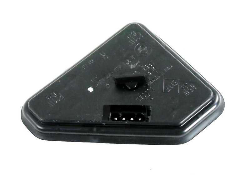 Piloto trasero lateral izquierdo blanco para BMW E39 (OEM 63216902531). Original BMW.