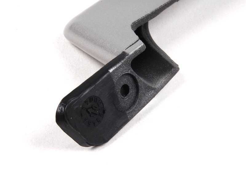 Rejilla izquierda parachoques OEM 51117016511 para BMW E46. Original BMW.
