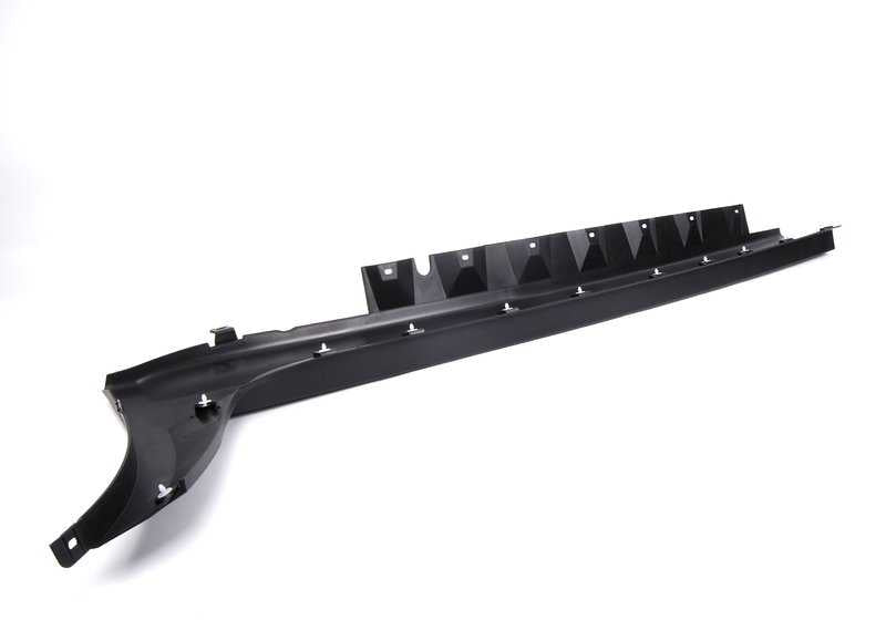 Cubierta embellecedora lateral derecha OEM 51713330866 para BMW E83. Original BMW.