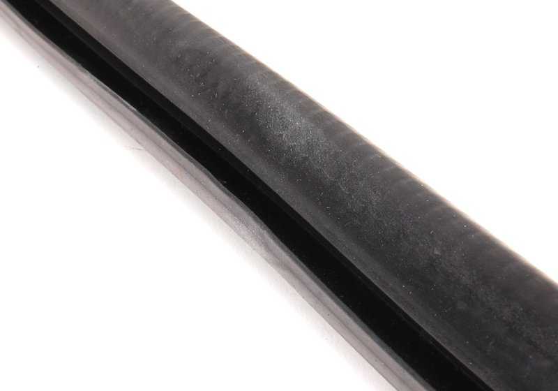 Sellado de luneta trasera OEM 51311903889 para BMW E21. Original BMW.