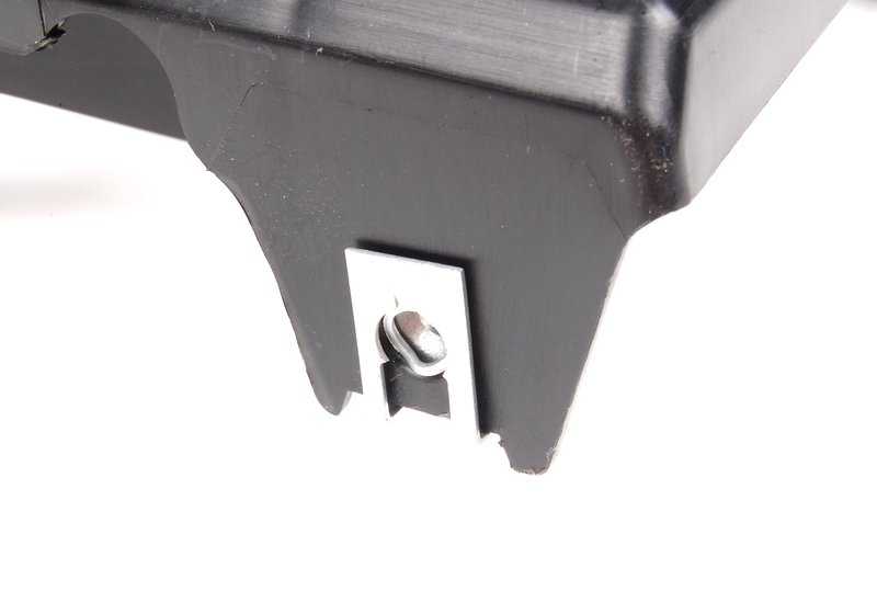 Links vordere Luftkanal für BMW E85, E86 (OEM 51717012721). Original BMW.