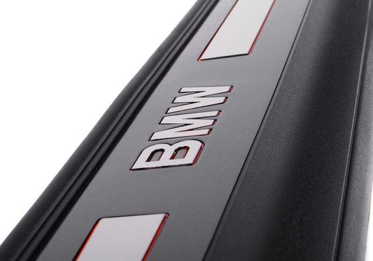 Posição de entrada direita OEM 51477079960 para BMW 6 E63 Series, E64. BMW original.