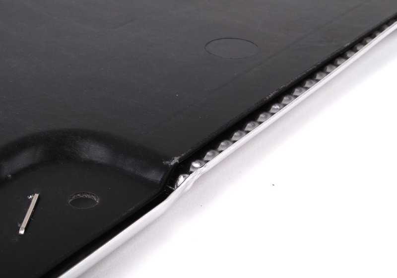 Protección inferior central OEM 51757164155 para BMW E90, E91, E92, E84. Original BMW.