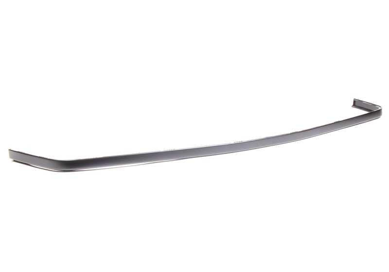 Faldón delantero para BMW Serie 3 E30 (OEM 51711945559). Original BMW