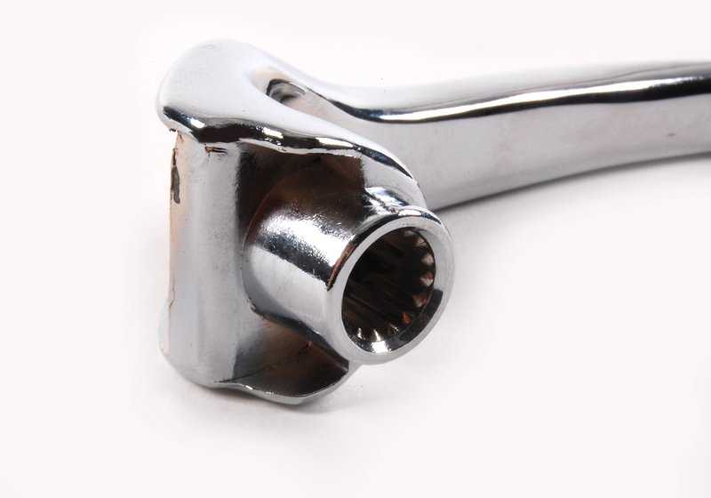 Maneta puerta izquierda OEM 51211806003 para BMW E12, E24. Original BMW.
