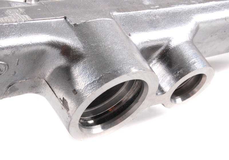 Depósito de refrigerante OEM 11531437493 para BMW E38, E39, E52, E53. Compatible con motores M62 y cambio manual o automático. Original BMW.