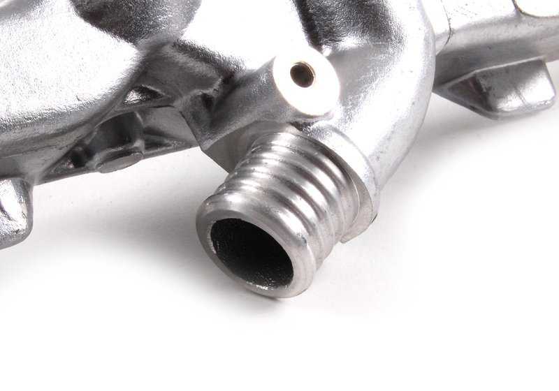 Depósito de refrigerante OEM 11531437493 para BMW E38, E39, E52, E53. Compatible con motores M62 y cambio manual o automático. Original BMW.