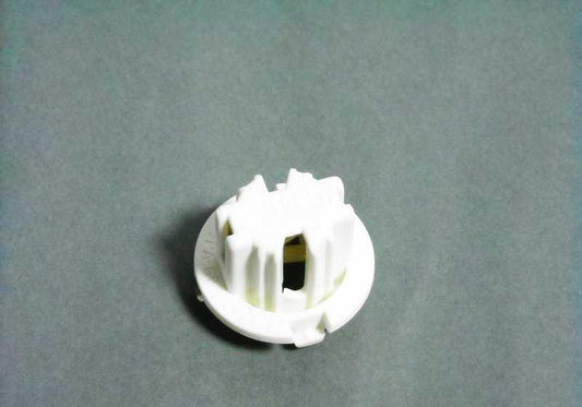 Original BMW OEM 63216943036 lamp holder for BMW E65, E66, E83, E53, E70. Compatible with all listed models.