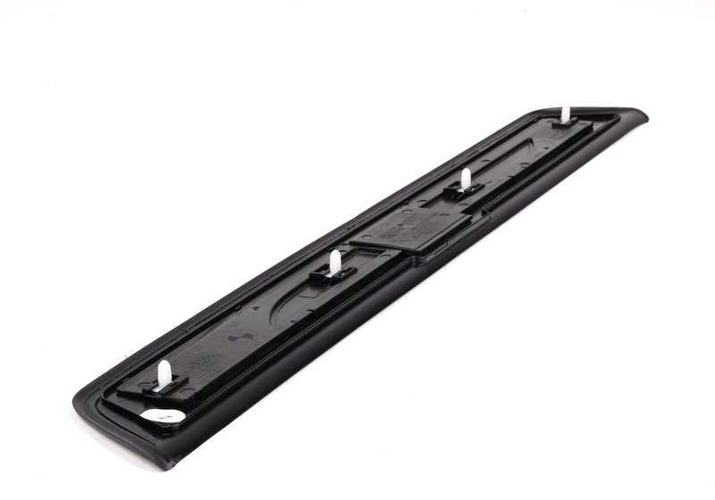 Embellecedor de entrada delantero derecho OEM 51477203602 para BMW Serie 5 F10, F11, F10 LCI, F11 LCI. Original BMW.