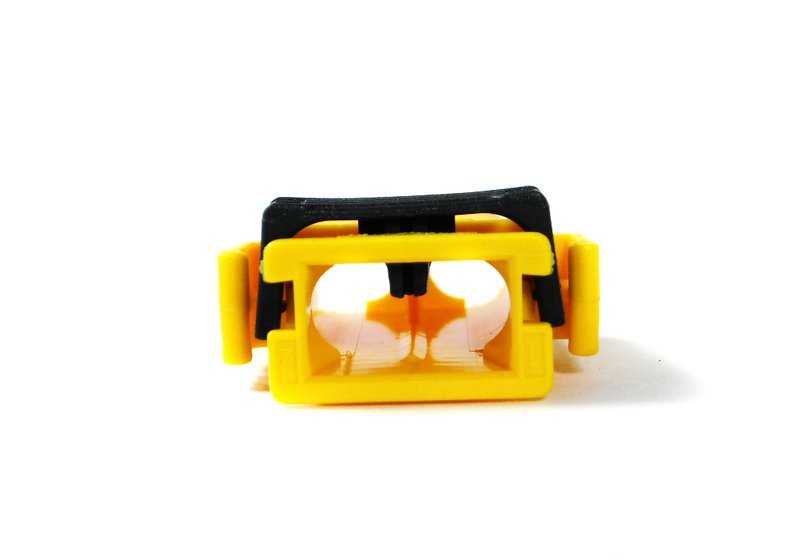 Conector de carcasa OEM 61131378403 para BMW E34, E24, E32. Original BMW.