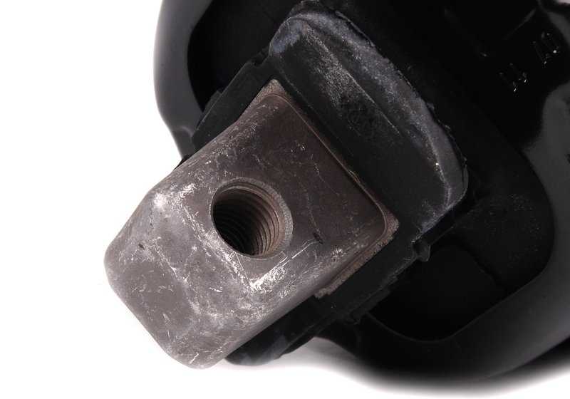 Soporte de motor OEM 22116770790 para BMW E65, E66. Original BMW.