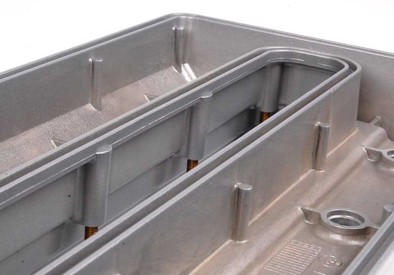 Tapa de culata izquierda OEM 11121703179 para BMW E53 X5 4.4i, 4.6is y E52 Z8 4.9i. Pieza original BMW.